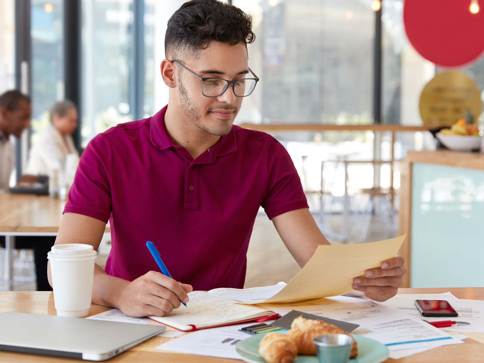 Step-by-step process for applying for a Canadian study permit, including submitting documents, paying application fees, providing biometrics, and receiving a decision